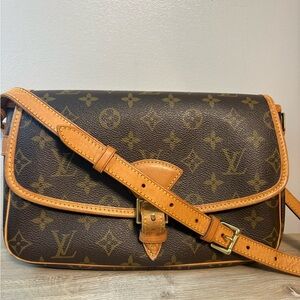 Louis Vuitton Monogram Sologne